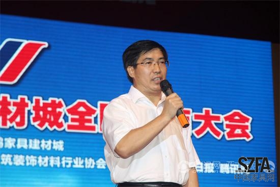 市委常委、常務(wù)副市長(zhǎng)賴澤華出席并推介河源的發(fā)展優(yōu)勢(shì) 副本